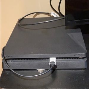 PS4 and controller - give best offer!